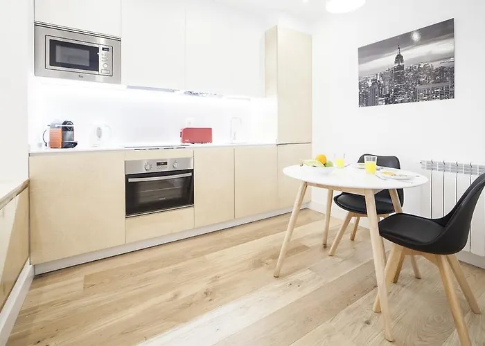 Central Luxury Boutiques - Sshousing