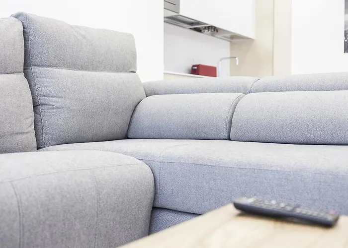 Central Luxury Boutiques - Sshousing سان سيباستيان